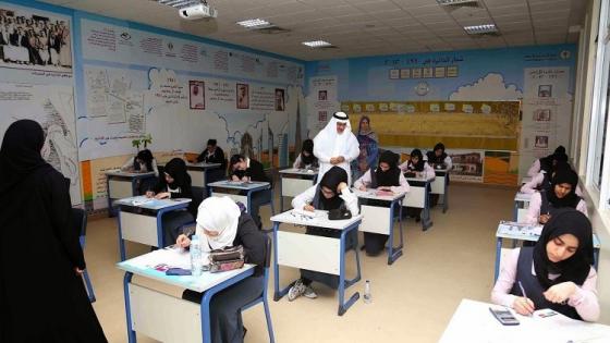 الإمارات توقف تدريس كتاب يصف الفلسطينيين بالإرهاب