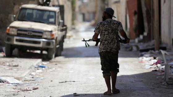 الجيش الليبي يتقدم في آخر جيوب المتطرفين في بنغازي