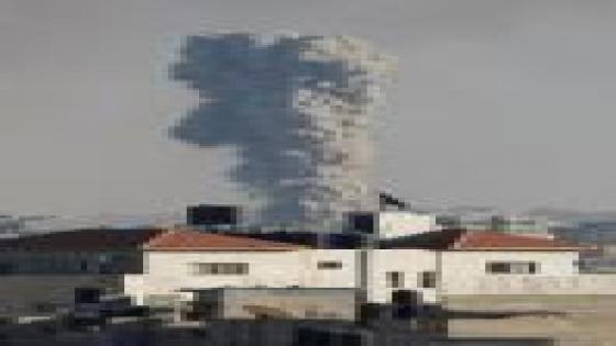 طائرات إسرائيلية تهاجم حماس في غزة بعد سقوط صاروخ على بلدة إسرائيلية