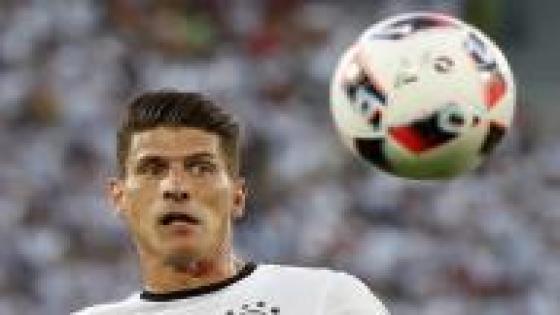 ألمانيا تفتقد جهود جوميز في مباراتيها المقبلتين بتصفيات‭ ‬ كأس العالم