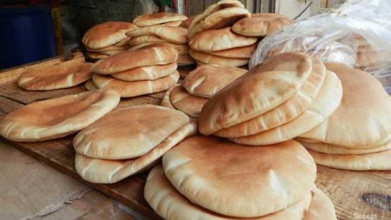50 الف رغيف خبز بدعم من الهلال الاحمر لتوزيعها على الاسر المهمشة