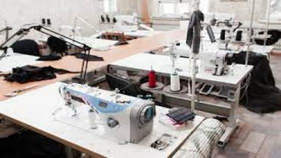 وزارة العمل فتح رابط تسجيل العمال بمشروع الخياطة لصناعة الملابس للشباب والشابات بقطاع غزة