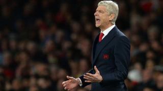 فينغر يطالب لاعبي أرسنال بالشجاعة أمام السيتي