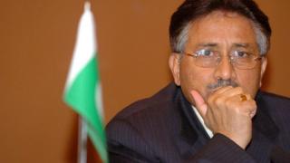 محكمة باكستانية تعتبر مشرف فاراً بقضية اغتيال بوتو