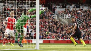 أرسنال وسيتي يكتفيان بنقطة ويهدران فرصة اللحاق بتشيلسي