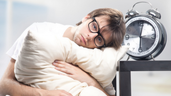 حفاظا على صحتك.. تجنب هذه العادات الخطيرة قبل النوم