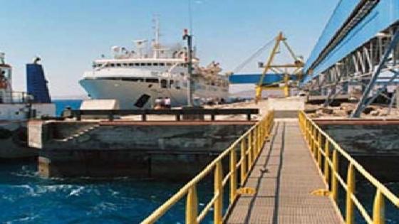 إغلاق ميناء سفاجا أمام حركة الملاحة لسوء الأحوال الجوية