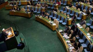 كراسي فارغة وانتقادات حصيلة سفر روحاني إلى نيويورك