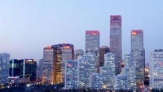 الصين تصدر إرشادات لتنظيم الاستثمارات الخارجية