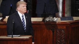 تغريدة عدوانية على خطاب ترمب.. فصلته من عمله