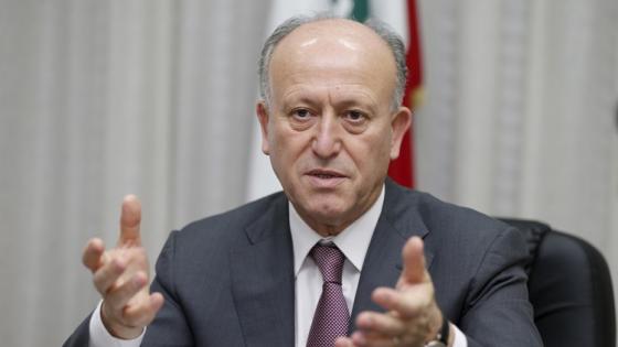 وزير العدل اللبناني يطالب بطرد السفير السوري