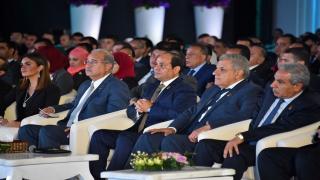 مصر.. السيسي يتعهد بـ”عفو رئاسي”