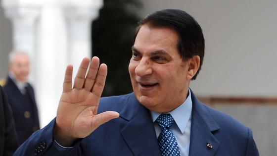 مخاطبات بين الرياض وتونس بشأن بن علي
