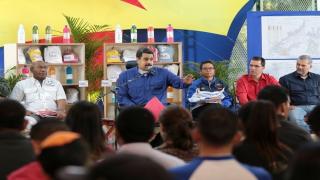 فنزويلا تطرح أوراقا نقدية جديدة لمواجهة انهيار البوليفار