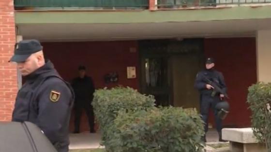 الشرطة الإسبانية: العثور على فيديو يظهر جهاديين يشهران السلاح وسط مدريد