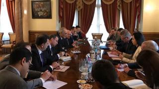 موسكو: من الضروري إيلاء اهتمام مستحق لقضية الإرهاب وضمان التمثيل الشامل للمعارضة في جنيف