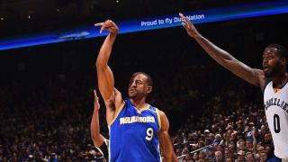 غولدن ستيت وريورز يتغلب على ممفيس جريزليز في الـNBA