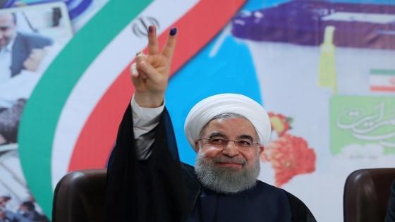 روحاني يطالب الحرس الثوري بعدم التدخل في الانتخابات