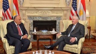 شكري: مهاجمو حافلة المنيا تدربوا في معسكرات شرق ليبيا