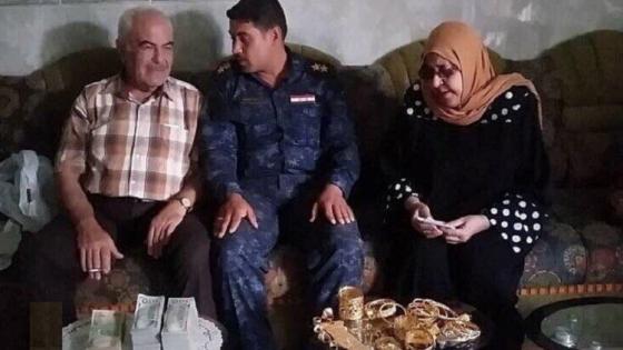 ضابط عراقي يعيد “أمانة ثمينة” لأصحابها