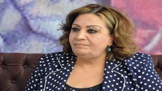 من هذه المرأة التي رفضت التفتيش في مطار القاهرة؟