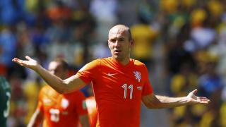 الإصابة تحرم روبن من مباراتي هولندا في التصفيات