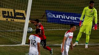 الأهلي يتجاوز الزمالك بهدفي زكريا وجونيور