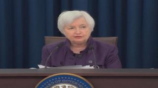 يلين تلمح بإمكانية رفع الفائدة في ديسمبر المقبل