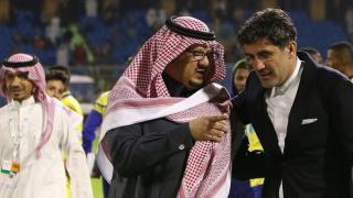 هل رمى رئيس النصر قنبلة دخانية بالتجديد مع زوران؟