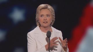 صحيفة أميركية تتلقى تهديدات بسبب دعمها كلينتون