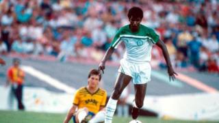 ماجد عبدالله: أتمنى العودة إلى الملعب بقميص الأخضر