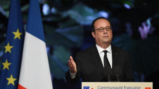 هولاند: فرنسا لن تصبح مخيم مهاجرين