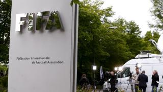 فيفا يبدأ تحقيقات جديدة مع بلاتر وفالك وكاتنر
