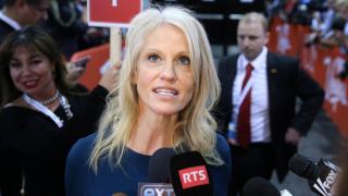 مديرة حملة ترامب تعترف: نحن في الخلف