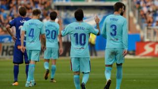 حارس ألافيس يصد جزائية ميسي.. والبرغوث يرد عليه بثنائية