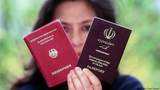 إيران تسقط الجنسية عن مواطنيها المزدوجين