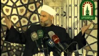 إمام مقرّب من الأسد يساوي بين جبلي “عرفة” و”قاسيون”!