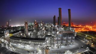 هبوط مخزونات النفط الأميركية 10 ملايين برميل في أسبوع