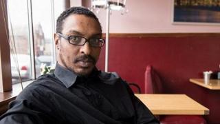 الكونغرس: استجواب نجل الملاكم محمد علي بمطار واشنطن