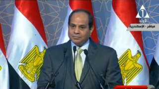 السيسي يحذر العبادي من الصراعات الطائفية بمعركة الموصل