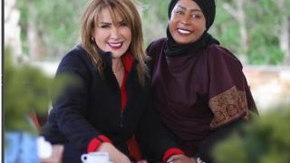 نجمات الفن الخليجي: فنجان القهوة الصديق الدائم!