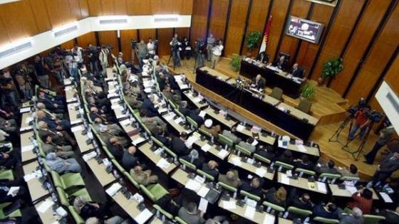 العراق..البرلمان يؤجل سحب الثقة من وزير المالية