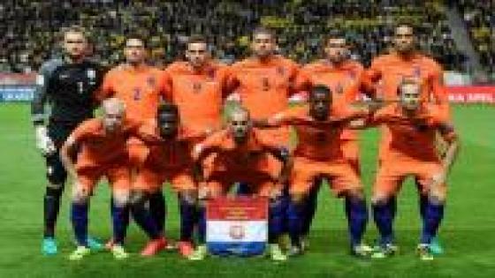 سنايدر يسجل ويقود هولندا للتعادل مع السويد بتصفيات كأس العالم