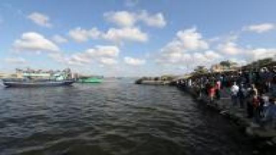 ارتفاع عدد قتلى غرق قارب مهاجرين غير شرعيين قبالة مصر إلى 162