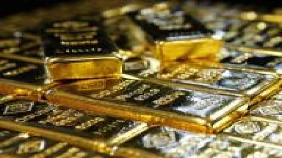 الذهب يتراجع مع إحجام المركزي الأوروبي عن توسيع برنامج التحفيز