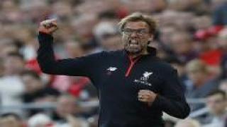 كلوب يطالب مشجعي ليفربول بالتوقف عن الغناء باسمه