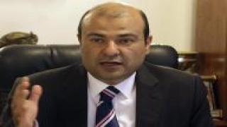 فضيحة فساد القمح تطيح بوزير التموين المصري