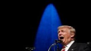 بحث: رئاسة ترامب قد تكلف الاقتصاد الأمريكي تريليون دولار